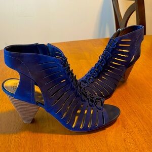 Vince Camaro women’s pumps